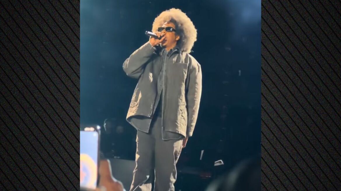 Ο Jay-Z επέκρινε τη Νίκι Μινάζ για τη στήριξή της στον Ντόναλντ Τραμπ σε συναυλία του, δείτε βίντεο