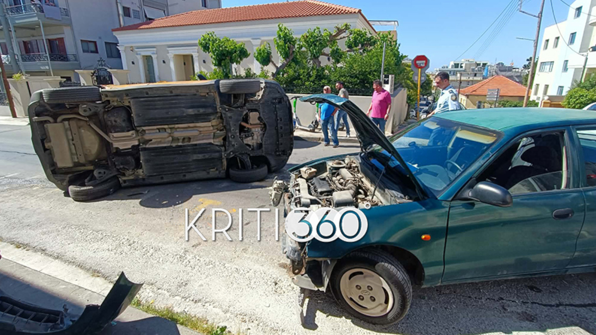 Τροχαίο με ανατροπή αυτοκινήτου στα διακστήρια στα Χανιά, δείτε φωτογραφίες
