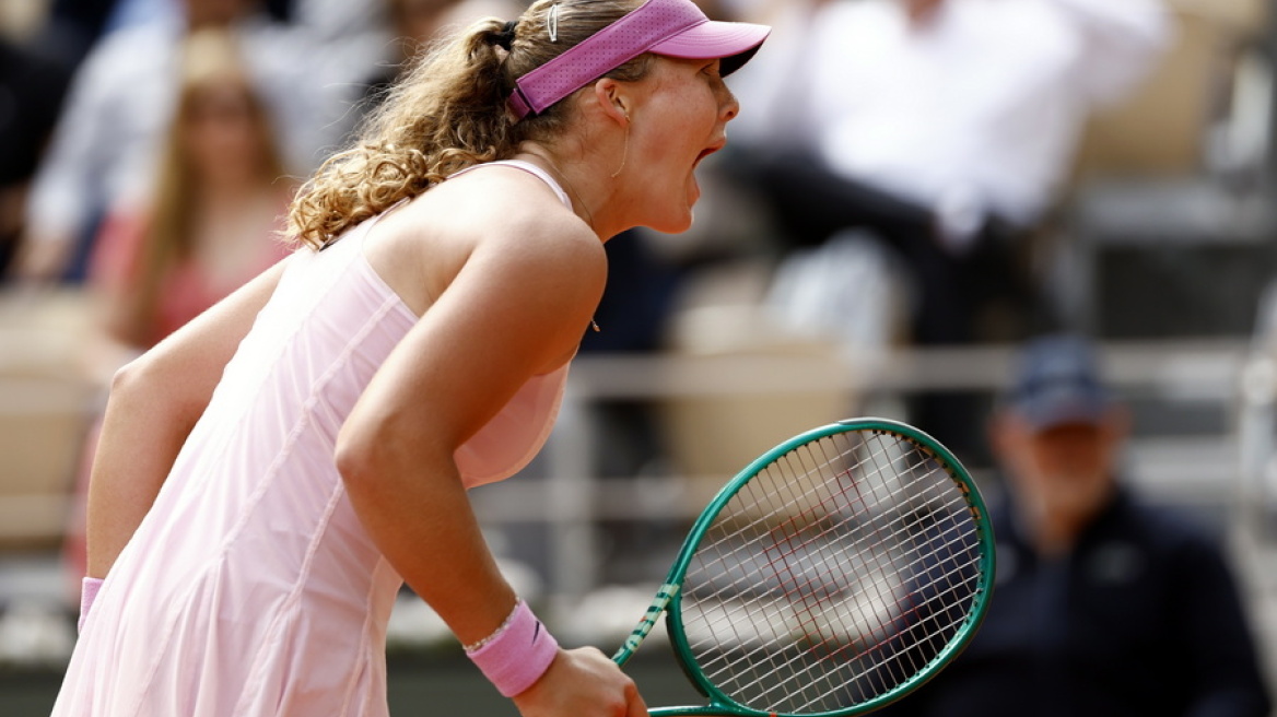 Roland Garros: Πρώτος τελικός για την 19χρονη Αντρέεβα, απέκλεισε 2-0 σετ την Κόστγιουκ, βίντεο