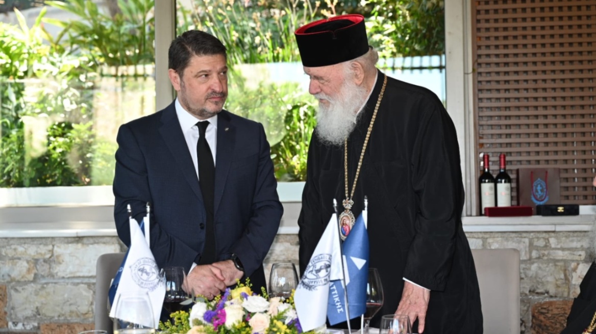Χαρδαλιάς και Ιερώνυμος επιβεβαίωσαν τη στενή συνεργασία Περιφέρειας Αττικής και Εκκλησίας 