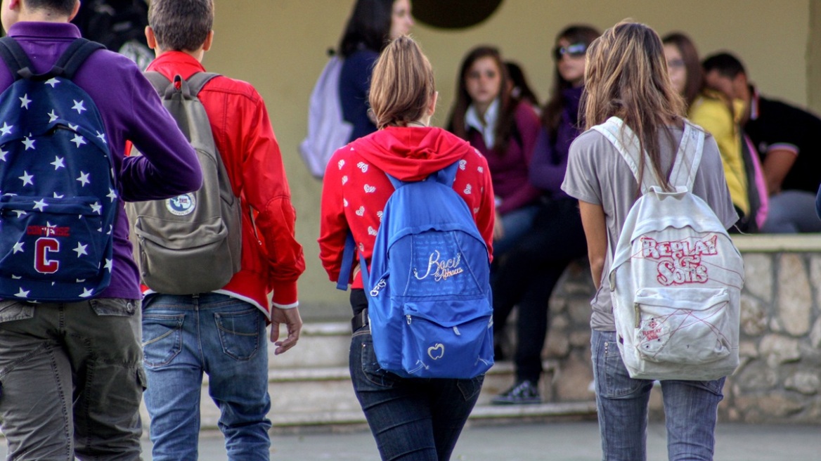 Η Ιταλία εισάγει τη γονική συναίνεση για τη σεξουαλική διαπαιδαγώγηση στα σχολεία