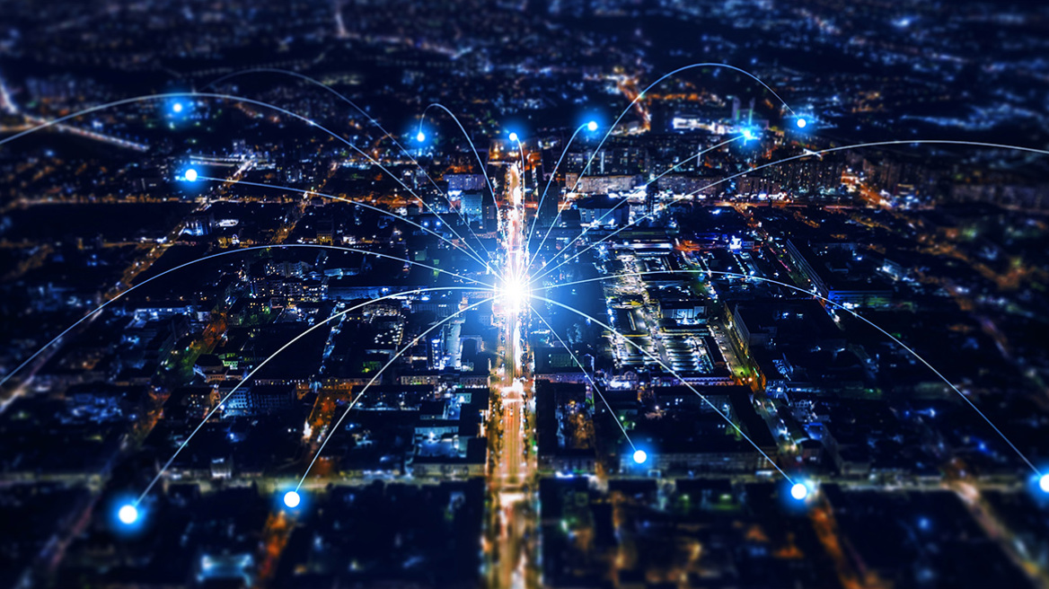 Πώς οι Δήμοι γίνονται Smart Cities – Από τους ψηφιακούς βοηθούς στα droneports και τα GR-eco Islands