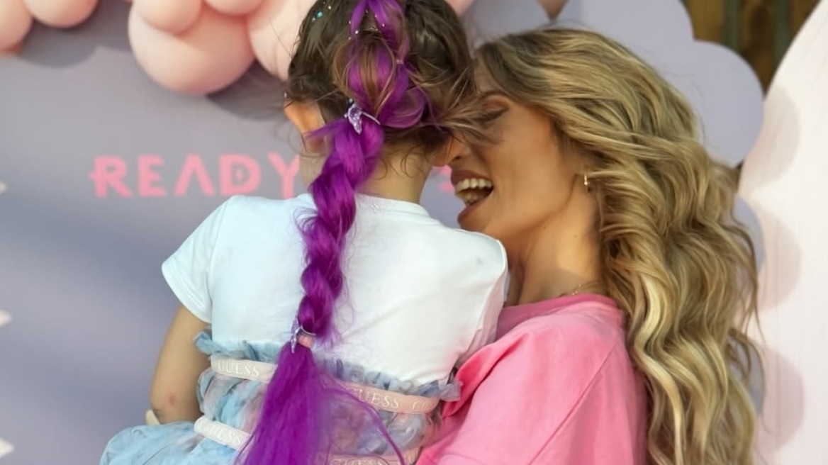 Αθηνά Οικονομάκου: Πώς γιόρτασε τα πέμπτα γενέθλια της κόρης της, Σιένας (εικόνες)
 