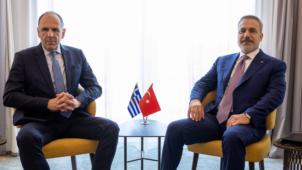 Συνάντηση Γεραπετρίτη - Φιντάν στη Σόφια: Το μήνυμα του Έλληνα ΥΠΕΞ για το νομοσχέδιο για τη Γαλάζια Πατρίδα