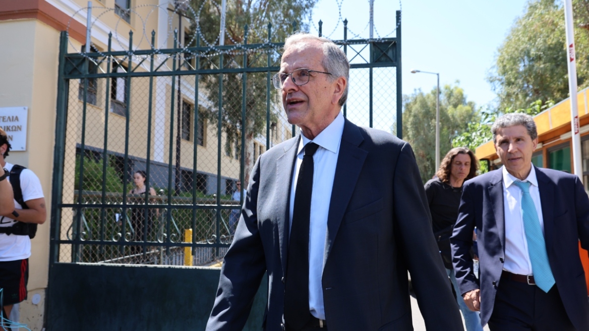 Κατάθεση Σαμαρά στη δίκη για τον θάνατο του Σήφη Βαλυράκη: Ήταν μια βίαιη δολοφονία, είχαμε μιλήσει στο τηλέφωνο εκείνη την ημέρα