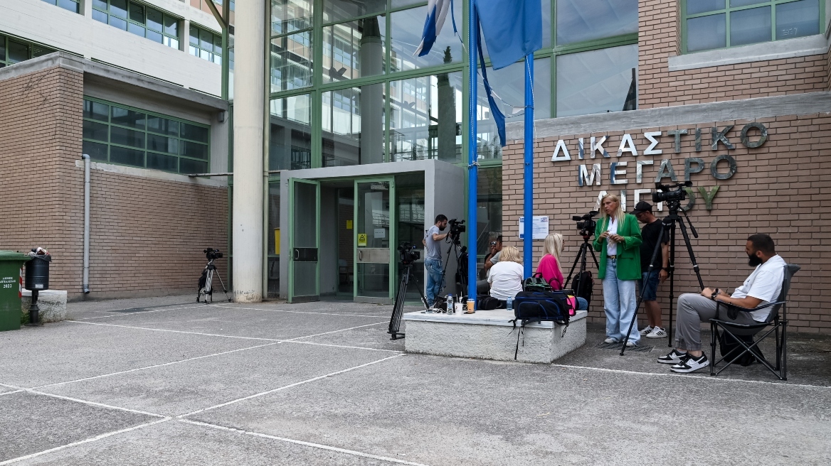 Διπλό φονικό στο Αίγιο: Πήρε προθεσμία για να απολογηθεί αύριο ο 65χρονος Ιταλός, βίντεο