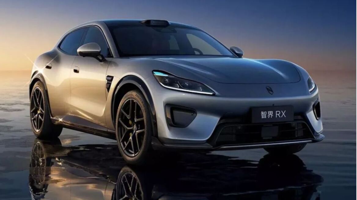 Οι Κινέζοι τα βάζουν και με τη Ferrari - Δείτε τι ετοίμασαν
