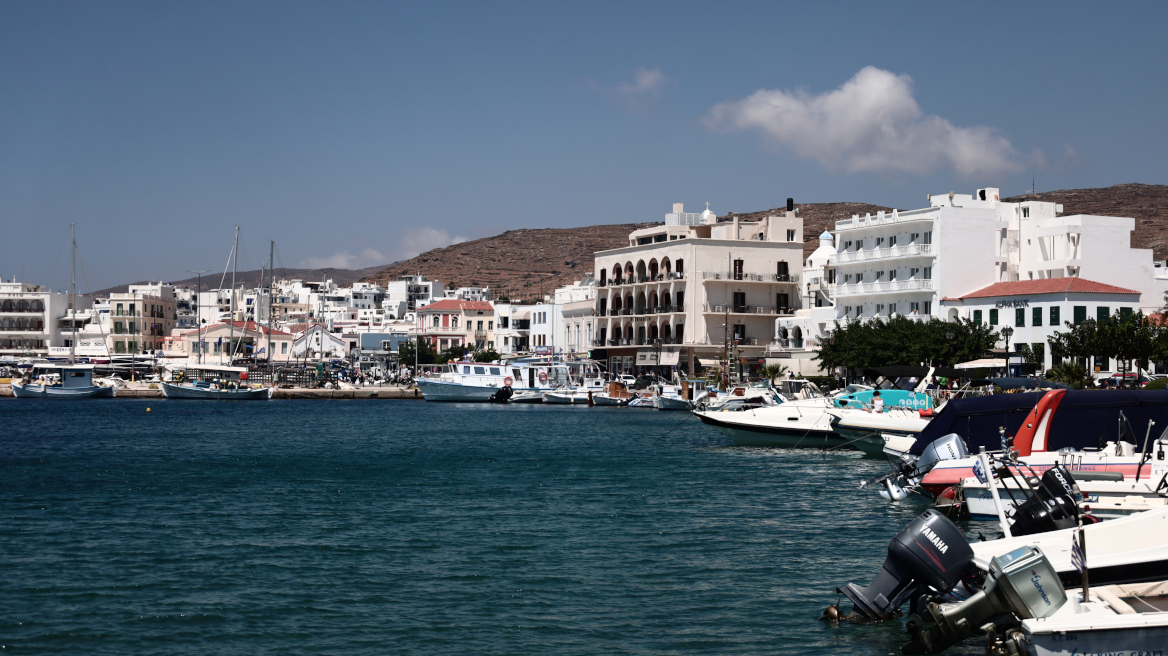 Δήμαρχος Τήνου στο protothema μετά την κήρυξη σε καθεστώς έκτακτης ανάγκης λόγω λειψυδρίας: Να απαγορευτούν νέες ιδιωτικές πισίνες και γεωτρήσεις
