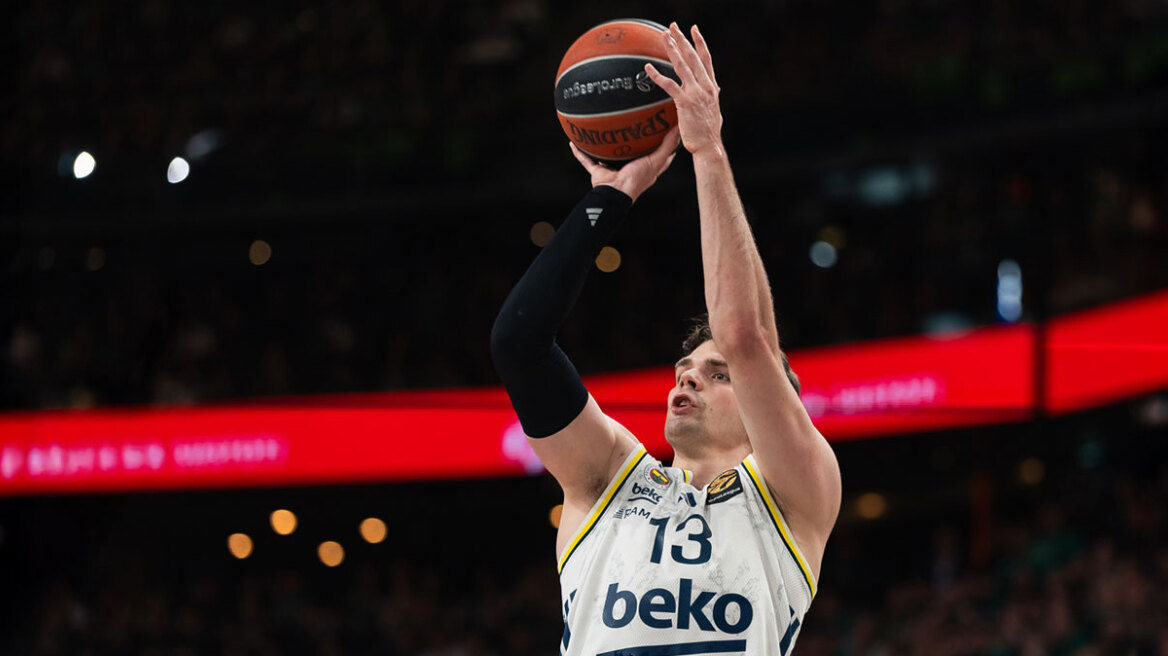 Πρωταθλήτρια Τουρκίας η Φενέρ, 77-75 την Μπεσίκτας στο «αντίο» του Ντε Κολό: Αδιανόητη πάσα του Μπάλντγουιν στο τρίποντο τίτλου του Μπιμπέροβιτς, βίντεο