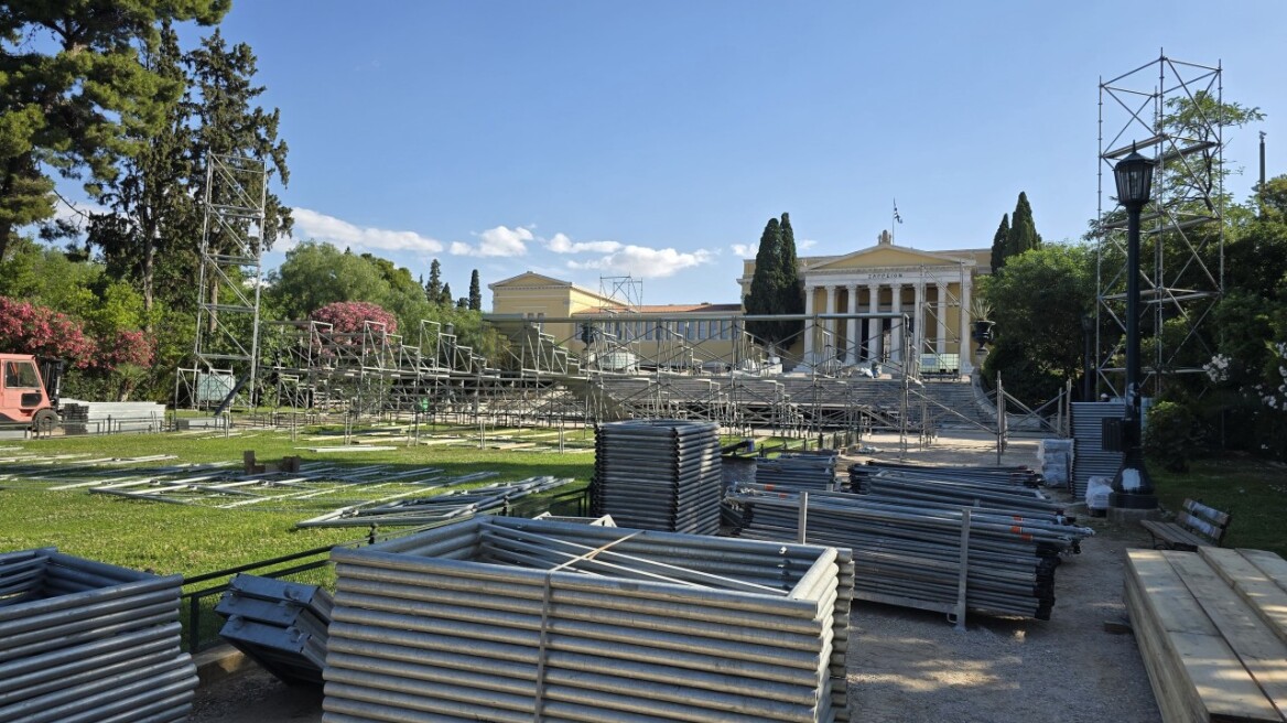 Ξηλώνεται άρον άρον το νέο αμφιθέατρο του Ζαππείου, ακυρώνονται όλες οι εκδηλώσεις