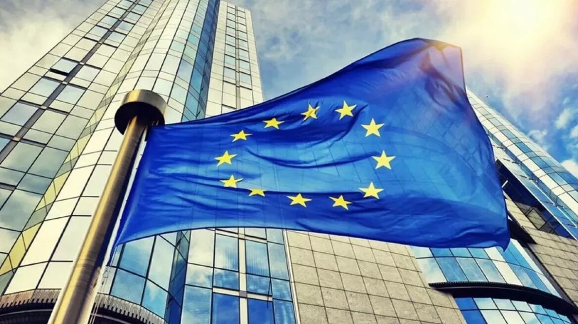 Συστάσεις Κομισιόν - Ecofin προς Αθήνα: Λιγότερες φοροαπαλλαγές, λιγότερα ορυκτά καύσιμα, περισσότερη ταχύτητα
