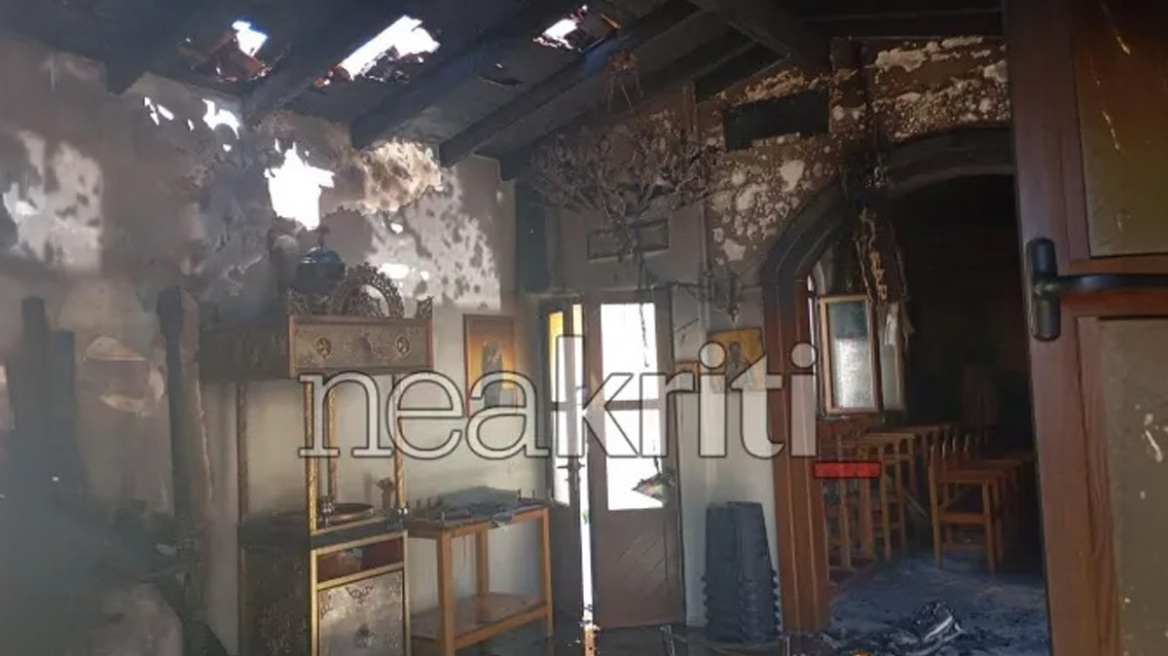 50.000 ευρώ η ζημιά από τη φωτιά στην εκκλησία του Ηρακλείου, «φαίνεται ότι ξεκίνησε από μια λαμπάδα» λέει ο εφημέριος, δείτε φωτογραφίες