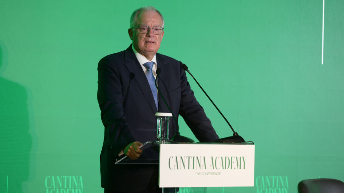 Τασούλας στο 5ο Cantina Academy: Η ελληνική περιφέρεια πρωτοπορεί, καινοτομία και παράδοση γεννάνε επενδύσεις και προοπτικές - Δείτε live