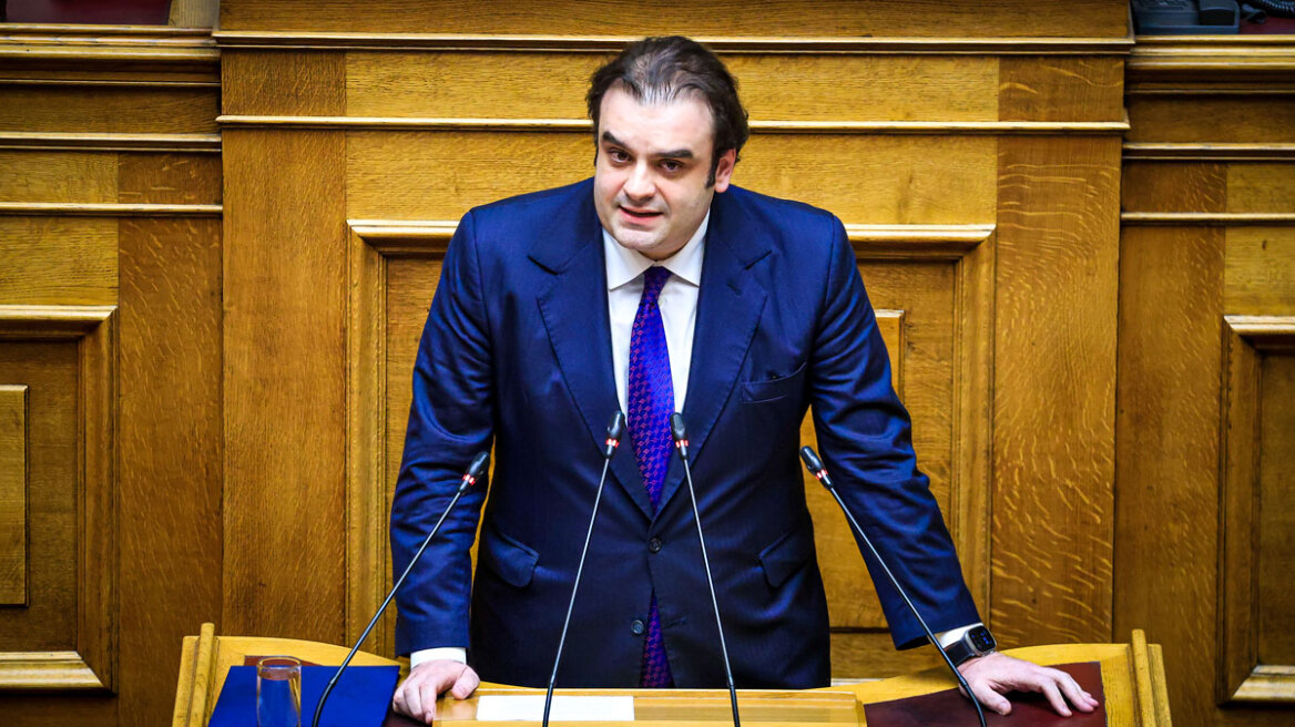 Κατατέθηκε στη Βουλή η τροπολογία Πιερρακάκη που δίνει ανάσα σε πάνω από 100.000 οφειλέτες για τα κόκκινα δάνεια