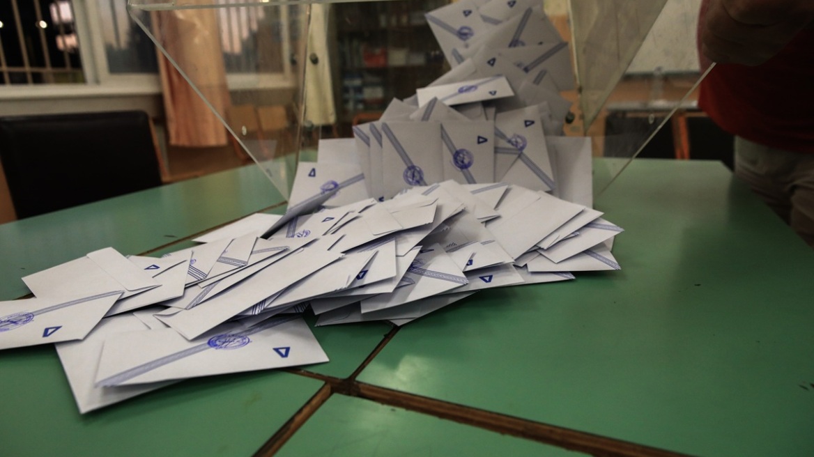 Λιβάνιος για την κατάργηση της β’ Κυριακής στις αυτοδιοικητικές εκλογές: Στόχος η πραγματική νομιμοποίηση μέσω μεγαλύτερης συμμετοχής