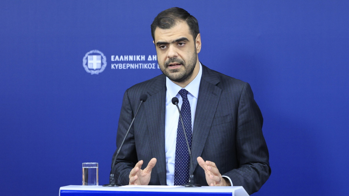 Μαρινάκης για Τσίπρα:  Δεν μπορεί να «δοξάζεται κρυπτόμενος», να δώσει σαφείς απαντήσεις για τη φορολογία 