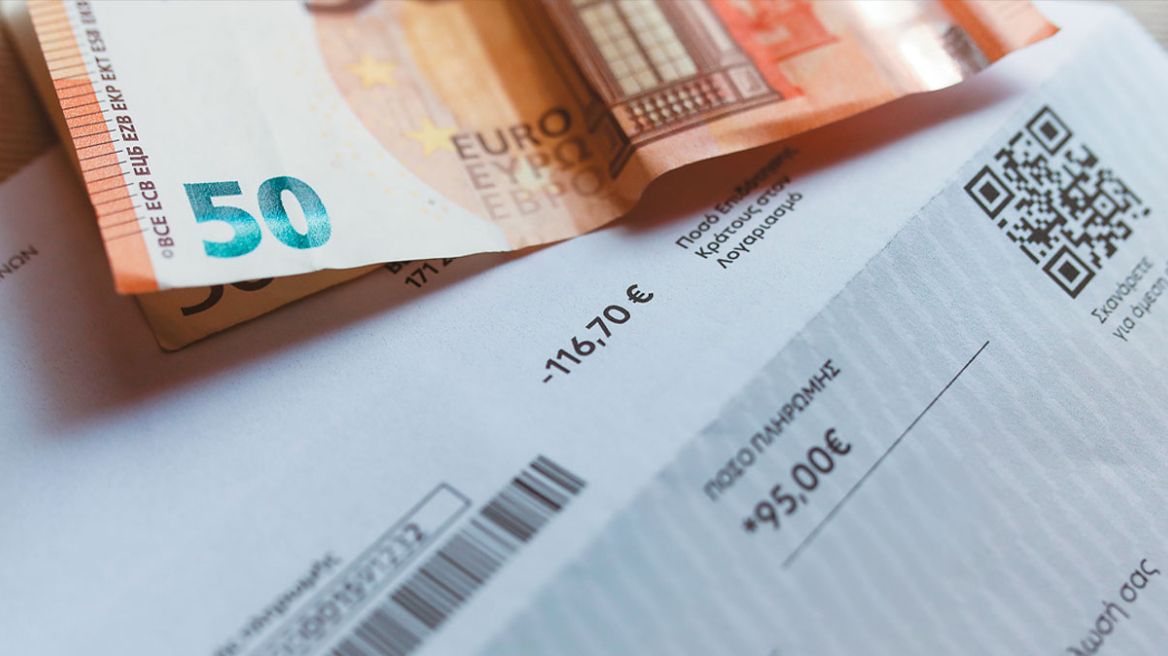 Aλλάζουν τα δημοτικά τέλη: Αποσυνδέονται από τους λογαριασμούς ρεύματος, τι προανήγγειλε ο Λιβάνιος
