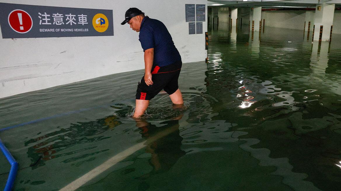 Η Ιαπωνία προετοιμάζεται για δύο τροπικές καταιγίδες, τουλάχιστον 2 νεκροί από τις βροχές στην Ταϊβάν