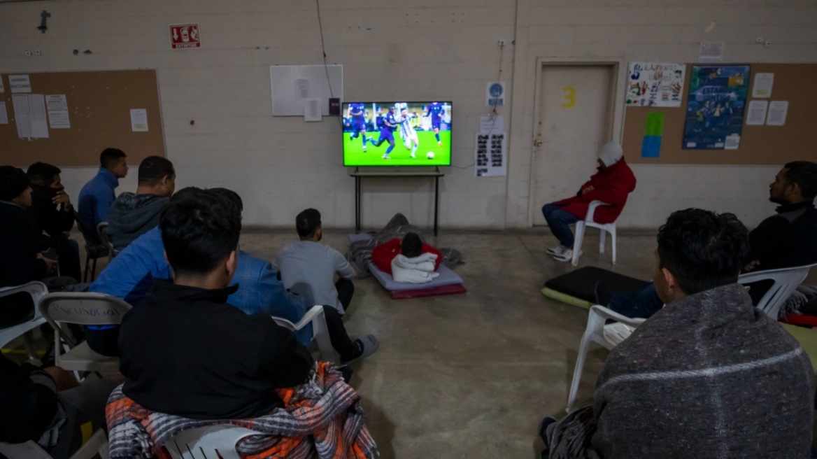 Κατάσχεση σχεδόν 400 ιστοσελίδων για παράνομη μετάδοση αγώνων του Μουντιάλ 2026 