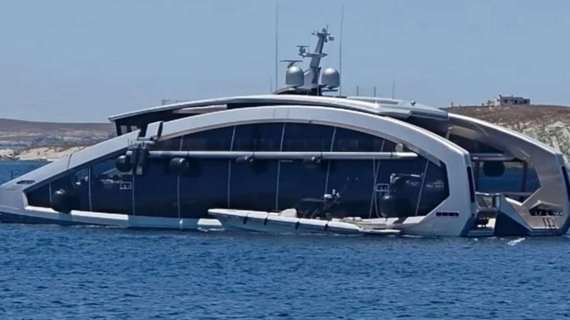 «This is it»: Το φουτουριστικό superyacht των 46 εκατ. που μαγνητίζει τα βλέμματα στη Μύκονο