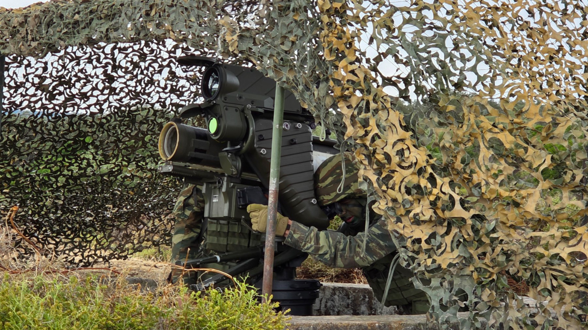 Επισκέψεις του αρχηγού ΓΕΣ σε επιτηρητικά φυλάκια σε Χίο, Οινούσσες και Ψαρά 