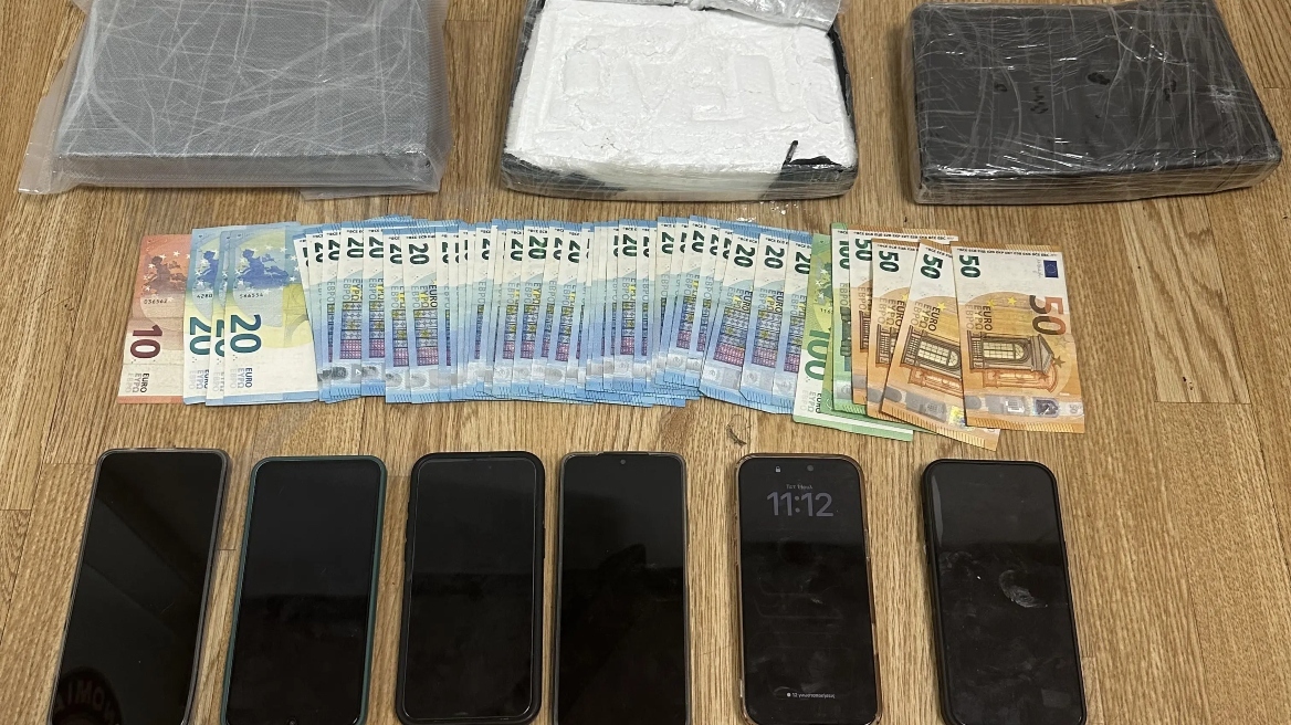 Τρεις συλλήψεις για διακίνηση ναρκωτικών στην Αττική, κατασχέθηκαν πάνω από 3 κιλά κοκαΐνης