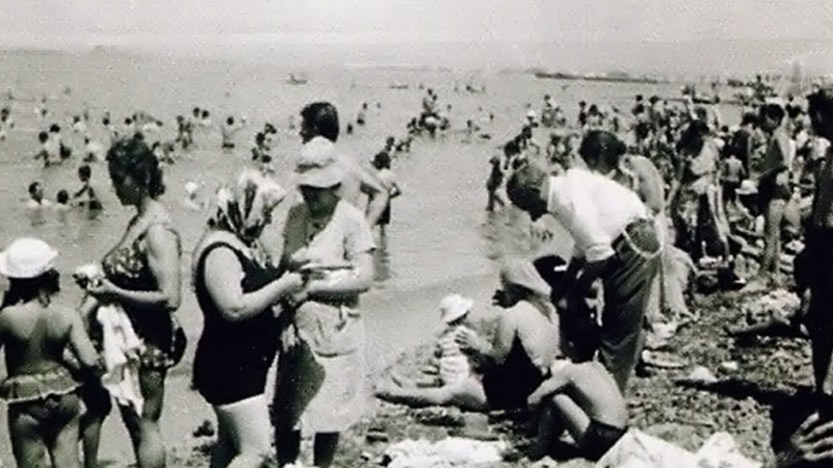 Κυριακή αργούτσικα στην παραλία του Σχοινιά
