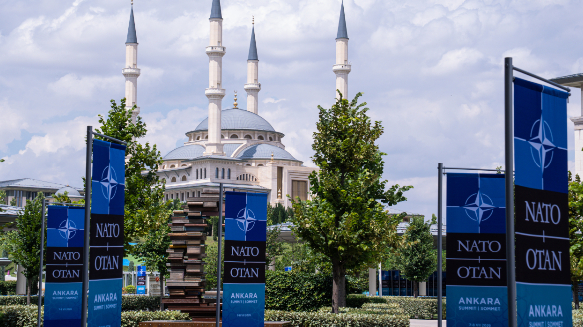 «Δεν αφήνουν ούτε πτηνό να πετάξει»: Με αποστολή 1.000 ατόμων ο Τραμπ στην Άγκυρα για τη Σύνοδο του ΝΑΤΟ, δρακόντεια τα μέτρα ασφαλείας