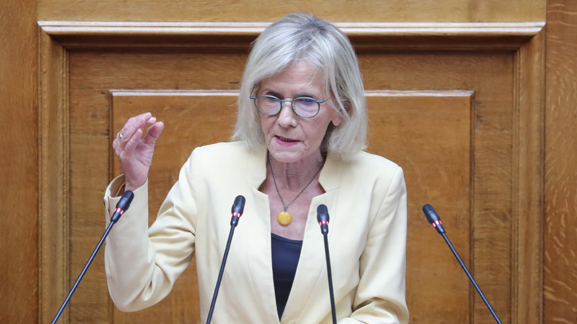 Αποχώρησε και η βουλευτής Γιώτα Πούλου από τους «Δημοκράτες» του Κασσελάκη 