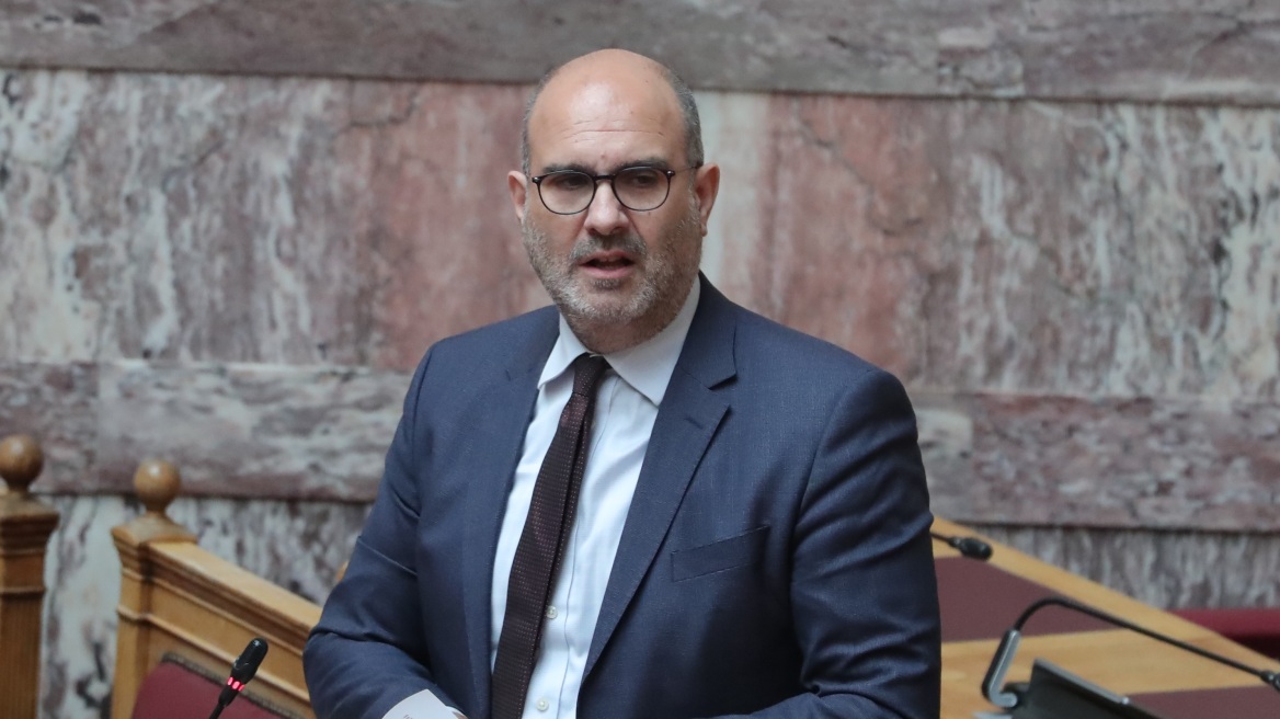 Μαρκόπουλος: Ο Άδωνις θα πρέπει να έχει σοβαρότερα πράγματα για να ασχοληθεί από το να παίζει τένις με πολιτικό μας αντίπαλο