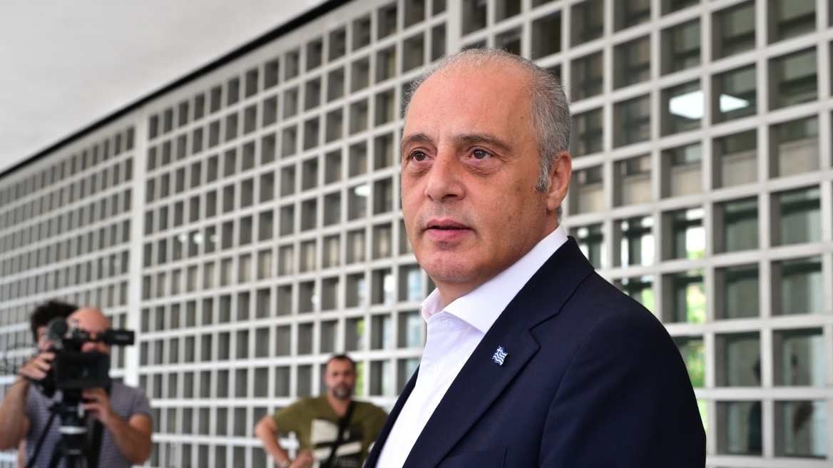 Στον Άρειο Πάγο ο Βελόπουλος: Να παρέμβει η Δικαιοσύνη για την καταγγελία του Άδωνι Γεωργιάδη κατά Τσίπρα