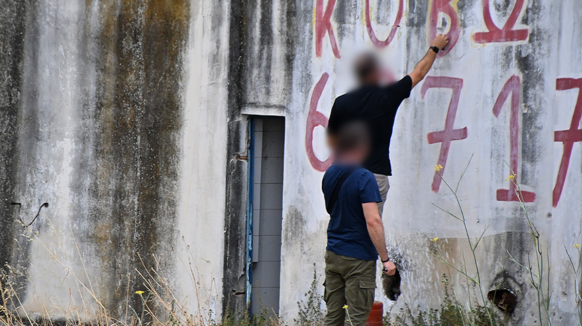 Το σωματάκι του λειτουργεί μόνο με μηχανήματα, λέει η μητέρα του 20χρονου που πυροβόλησαν οι αστυνομικοί στο Άργος
