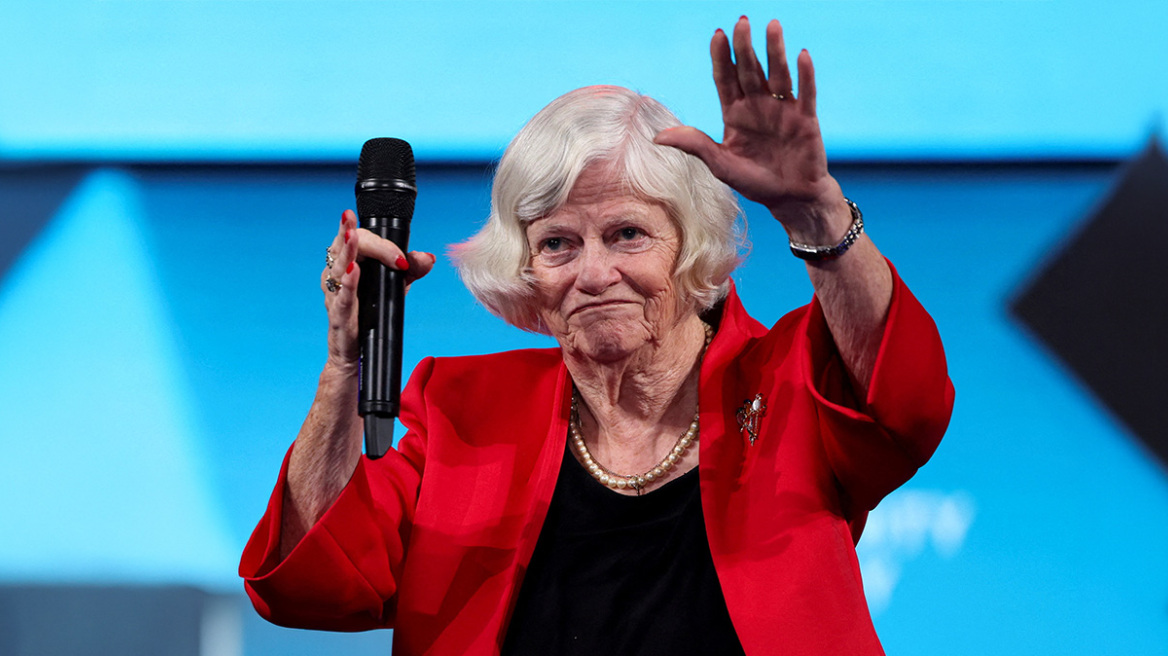 Σοκ στη Βρετανία: Πρώην υπουργός των Συντηρητικών βρέθηκε νεκρή στο σπίτι της με τραύμα στο κεφάλι, πιθανή δολοφονία ερευνούν οι Αρχές