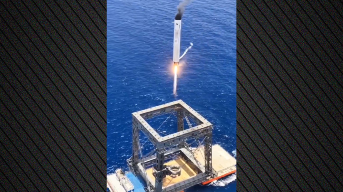 Η Κίνα το έκανε όπως η SpaceX, πέτυχε την πρώτη προσγείωση επαναχρησιμοποιούμενου πυραύλου