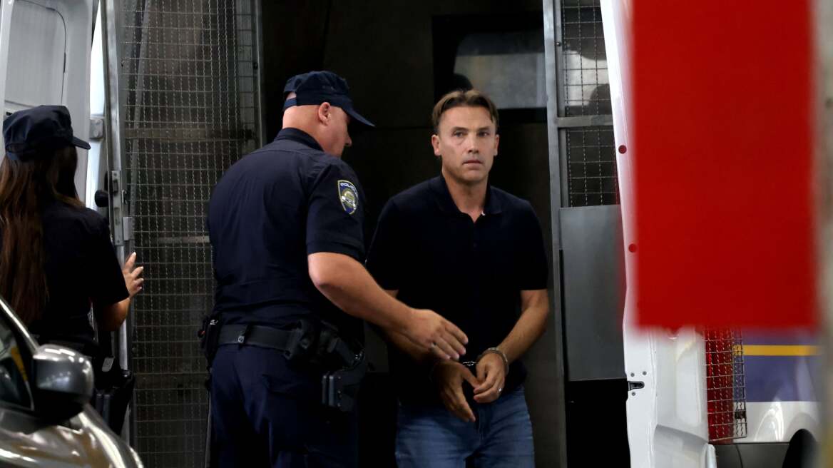 Ο πρώην διεθνής ποδοσφαιριστής Ντάριο Σίμιτς συνελήφθη ως ύποπτος για διαφθορά 