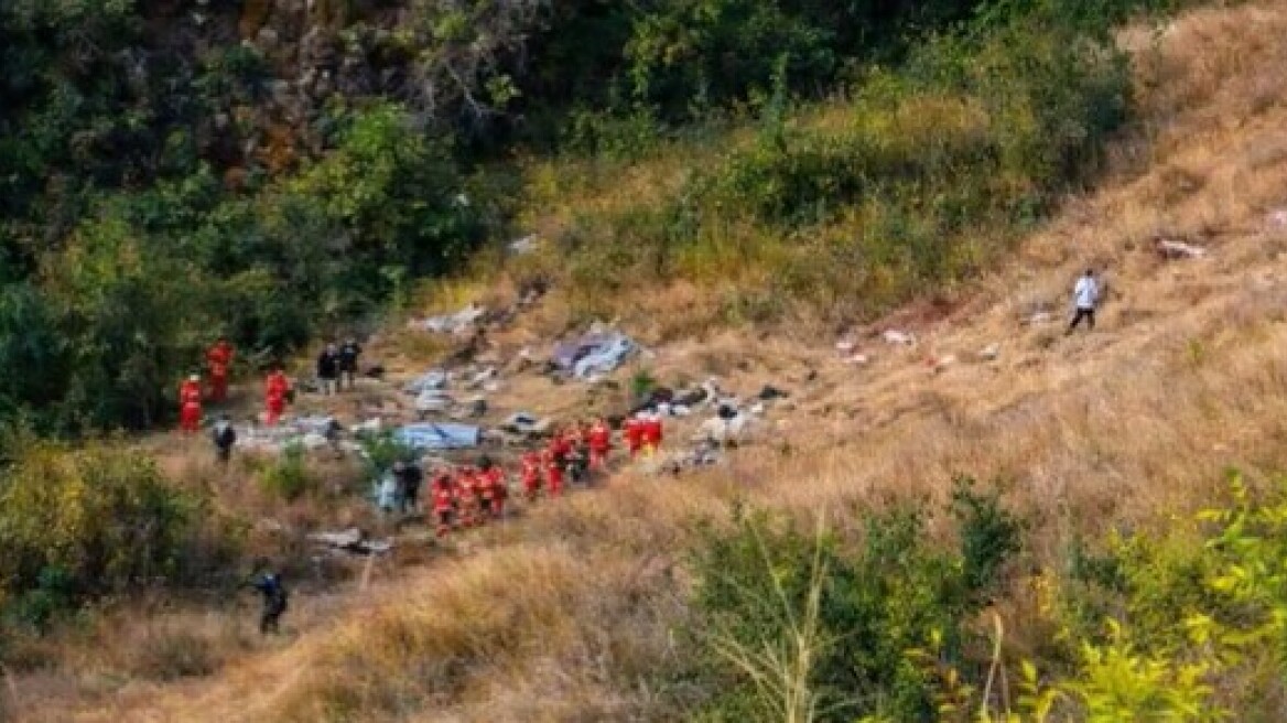 Τραγωδία στο Περού: 14 νεκροί μετά από πτώση φορτηγού σε γκρεμό