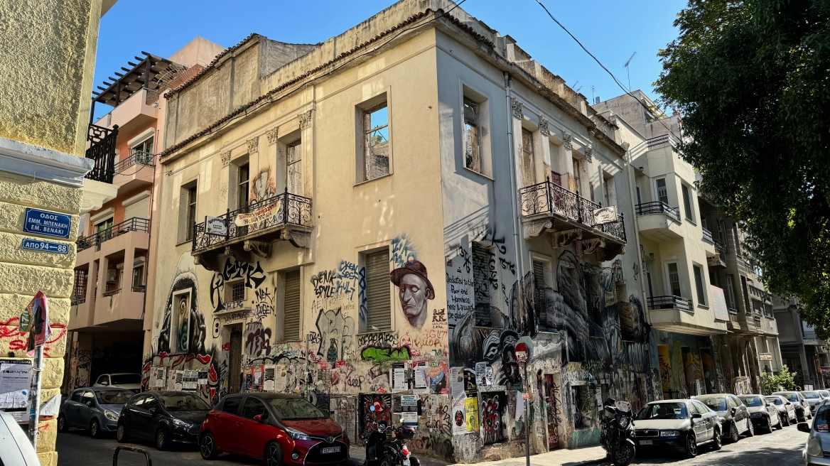 «Όλη μου η ζωή ανάμεσα σε Εξάρχεια, Κολωνάκι και Σόλωνος»: Ένας αποχαιρετισμός στον Αλέξη Σταμάτη 