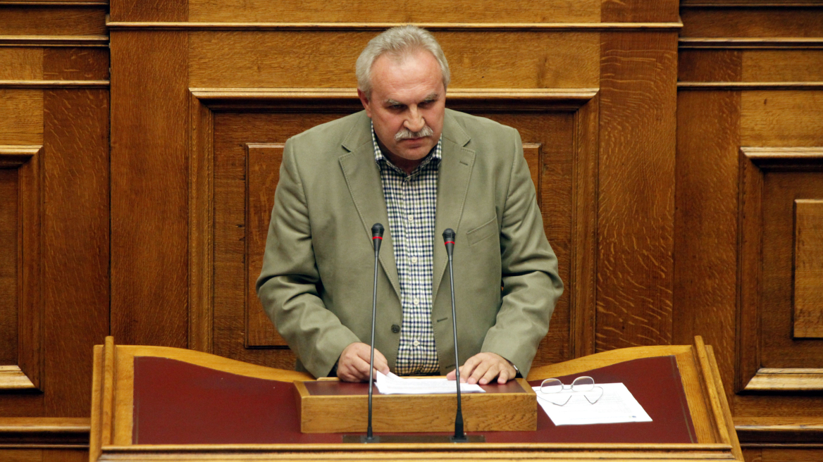 Φοιτητής ξανά στα 70 του ο πρώην βουλευτής του ΣΥΡΙΖΑ, Δημήτρης Γάκης: Η καλύτερη φαρμακευτική αγωγή είναι ο αγώνας