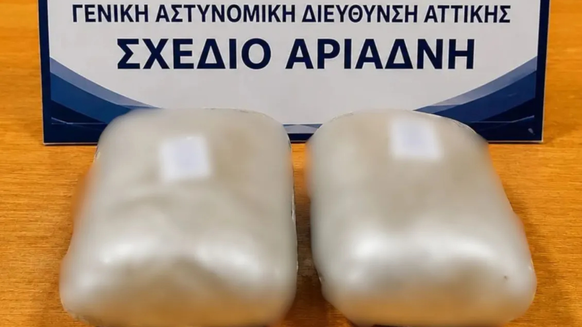 Συνελήφθη 40χρονη με περισσότερο από ένα κιλό ηρωίνης στα Άνω Λιόσια  