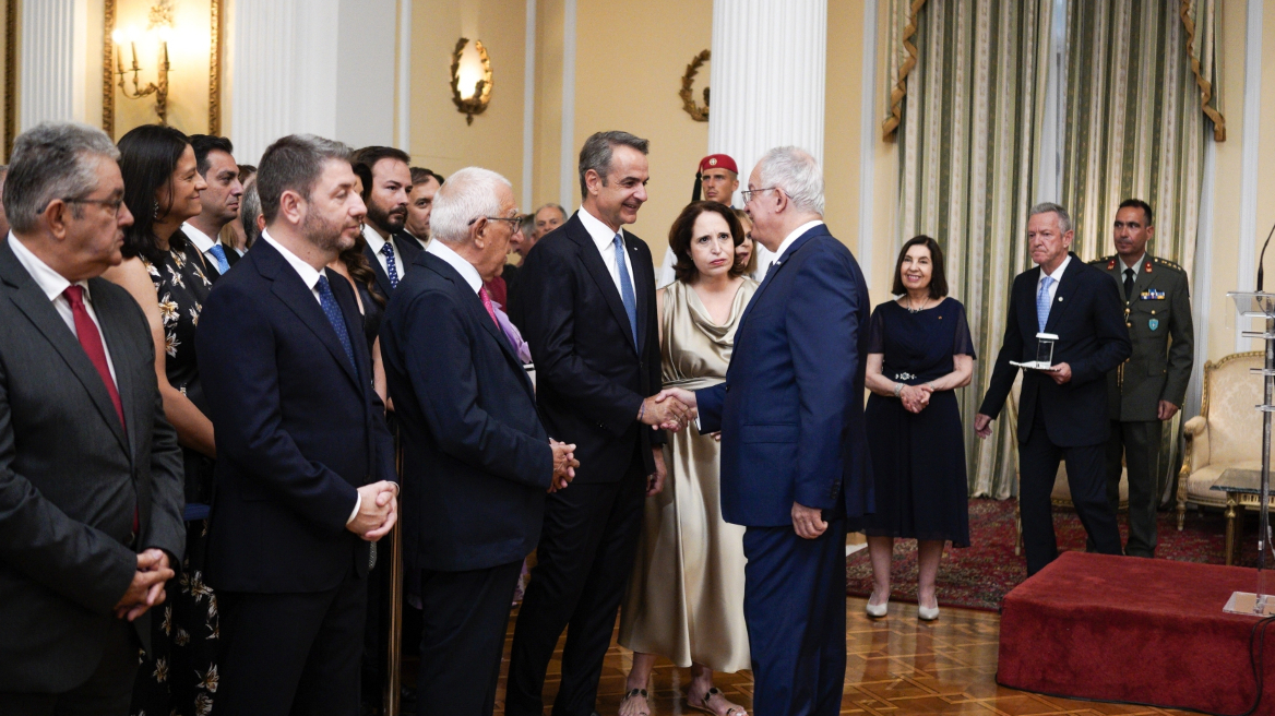 Τα παρασκήνια του Προεδρικού: Τα στοιχήματα για τις εκλογές κοντά στο Πάσχα, τα σπορ των πολιτικών αρχηγών και οι απουσίες, δείτε φωτογραφίες και βίντεο
