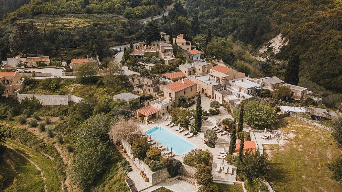 Καψαλιανά: Το χωριό που αναγεννήθηκε μέσα από τη φιλοξενία και τη γαστρονομία