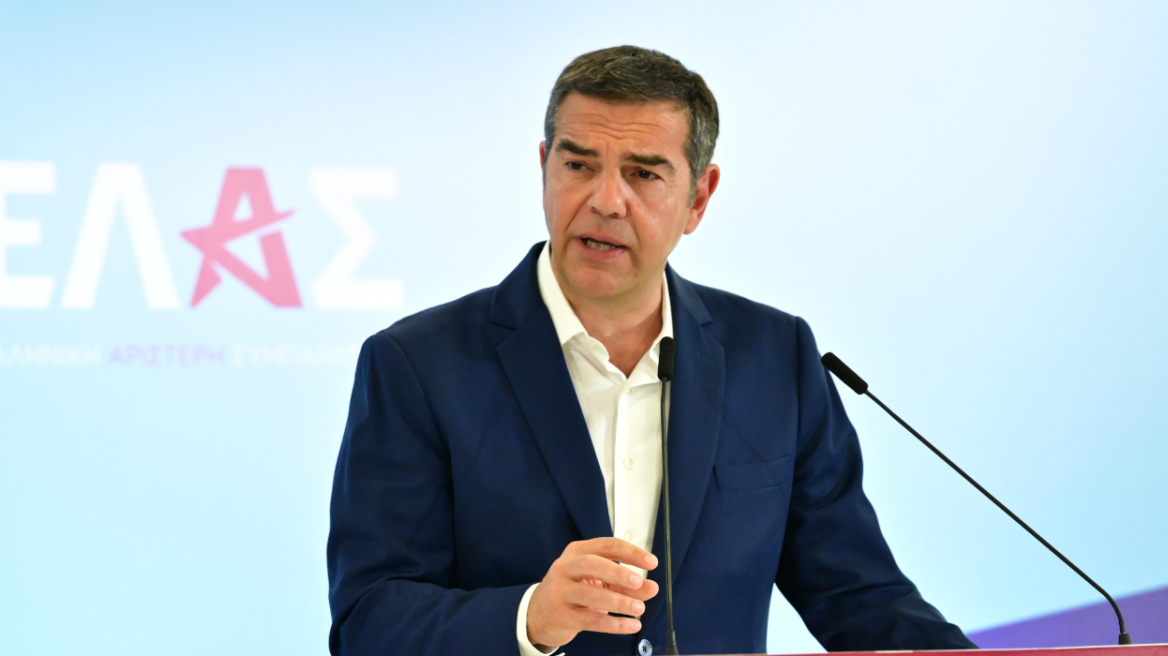 Ανάρτηση Τσίπρα για τις φωτιές: Μία τραγωδία ανθρώπινη, περιβαλλοντική, εθνική είναι σε εξέλιξη
