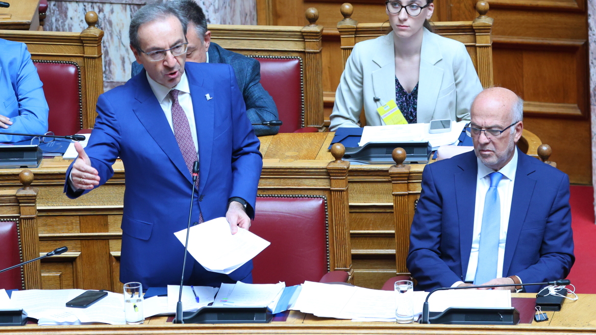 Βουλή: Ψηφίστηκε η αύξηση της πραγματικής έκτισης ποινής των ισοβίων στα 30 έτη