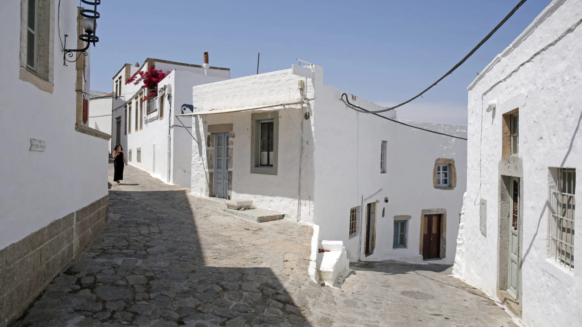 Διακοπές στην αρχοντική και γαλήνια Πάτμο -Ένας πλήρης οδηγός εμπειριών