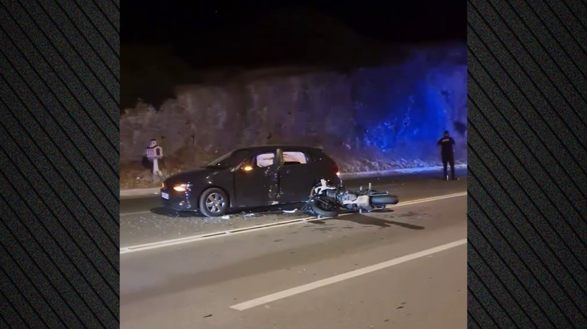Σοβαρό τροχαίο από αναστροφή ΙΧ στην Αθηνών-Σουνίου: Συγκρούστηκε με μηχανή της ΔΙΑΣ, δύο αστυνομικοί τραυματίες, βίντεο