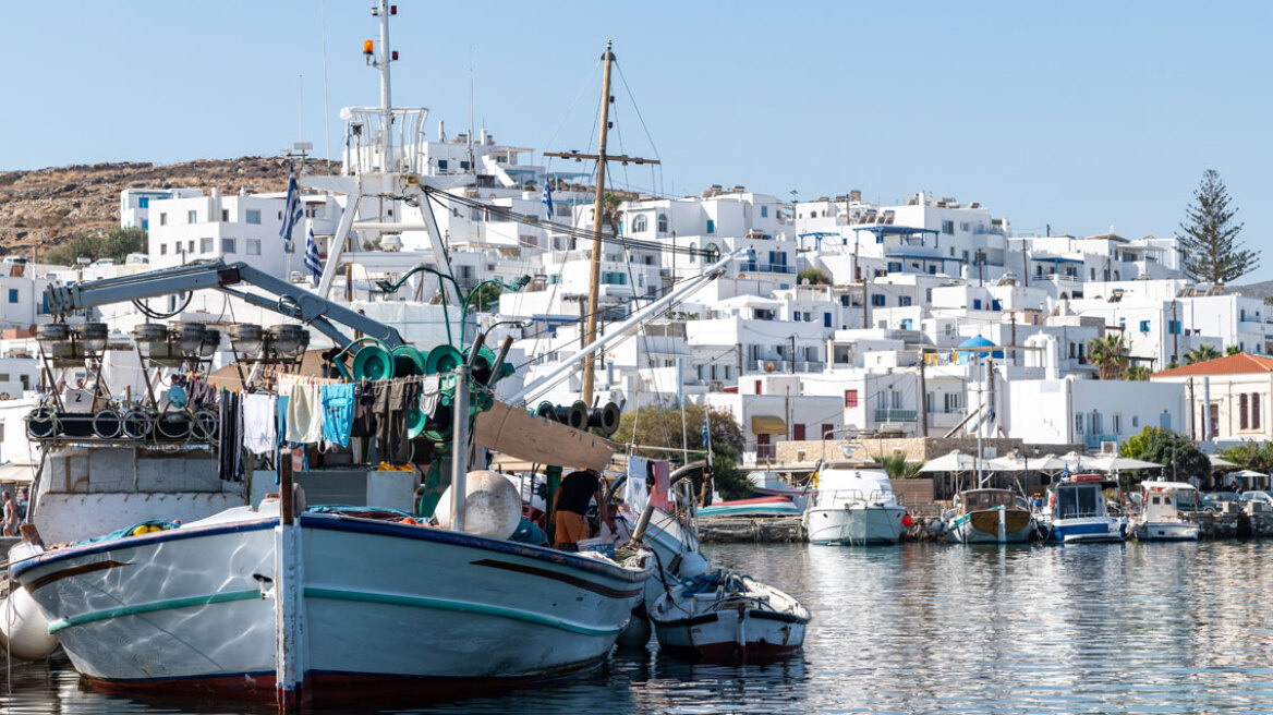 Αλιείς εν πλω: Σειρά ντοκιμαντέρ για τους ψαράδες της Πάρου - Τα δίχτυα, ο λαγοκέφαλος και ένα νέο πρόβλημα

