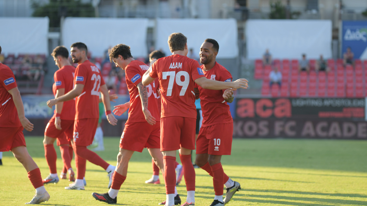 Πανσερραϊκός - Πανθρακικός 2-1: Πρόκριση στις καθυστερήσεις για τα λιοντάρια στη League Phase του SUPERBET Κυπέλλου Ελλάδας