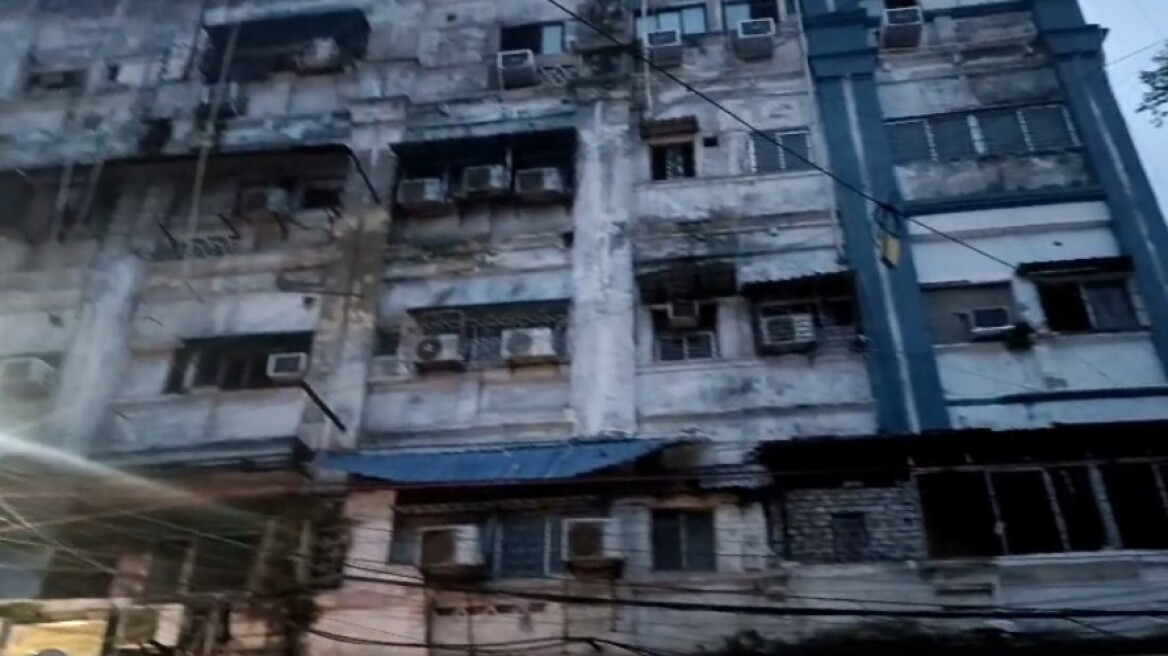 Πυρκαγιά σε ξενοδοχείο στην Καλκούτα, τουλάχιστον 9 νεκροί