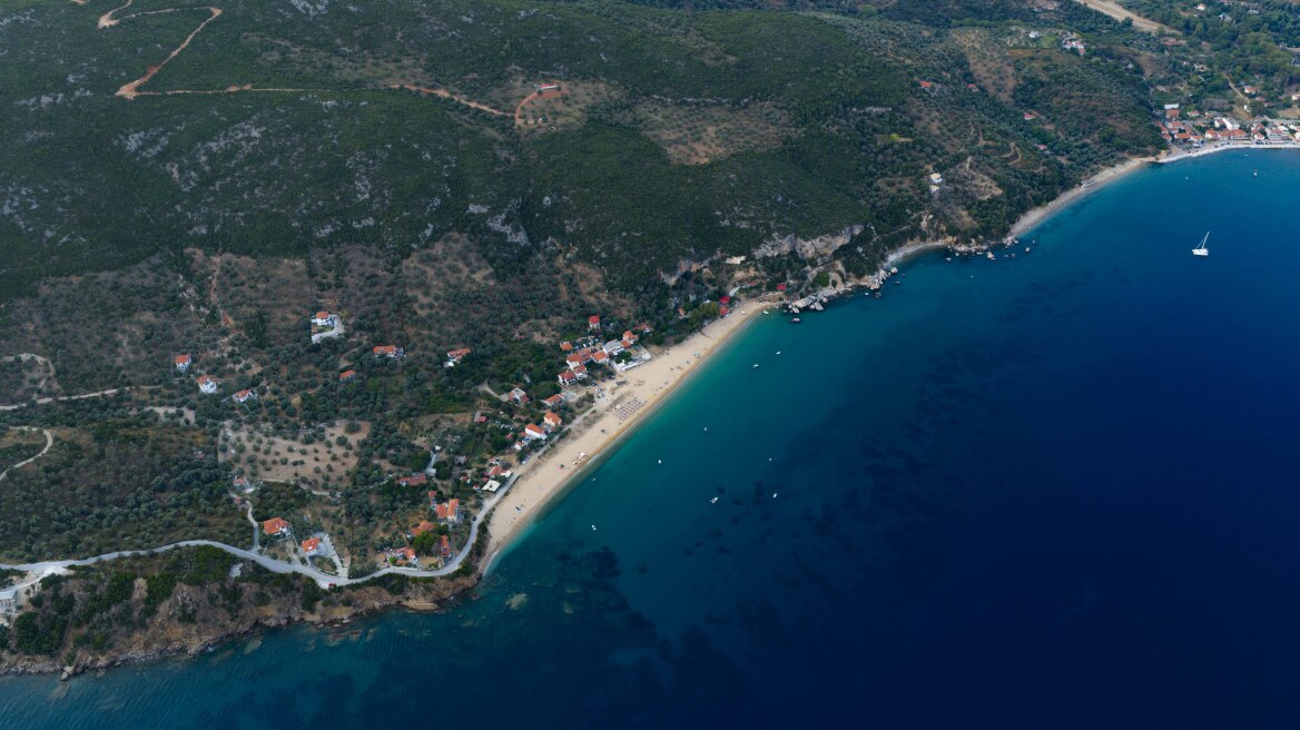 Μικρό Πηλίου, ένας «κρυμμένος» παράδεισος με φόντο το Αιγαίο