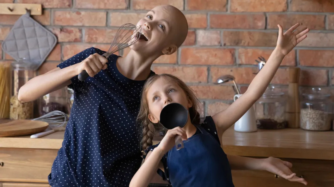 Θεραπευτική κουζίνα: Πώς η Ισαβέλα κατάφερε να νικήσει τον καρκίνο μαγειρεύοντας μακαρονάδες